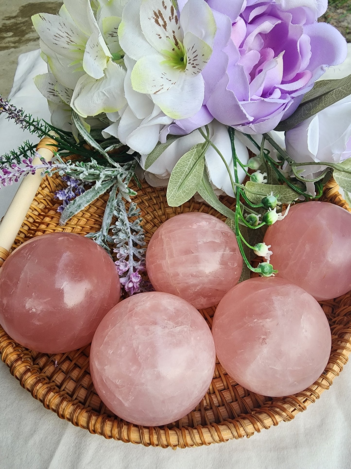 ROSE QUARTZ SPHERE