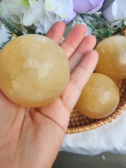 HONEY CALCITE SPHERE