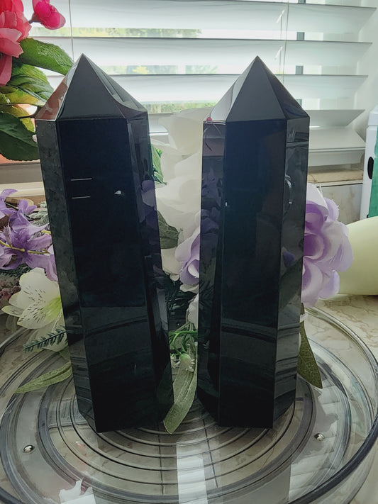 XTRA LARGE OBSIDIAN TOWER